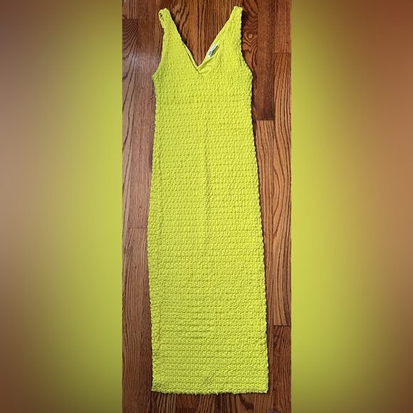 ZARA Textured Midid Dress in Lime Green - Picture 2 of 2